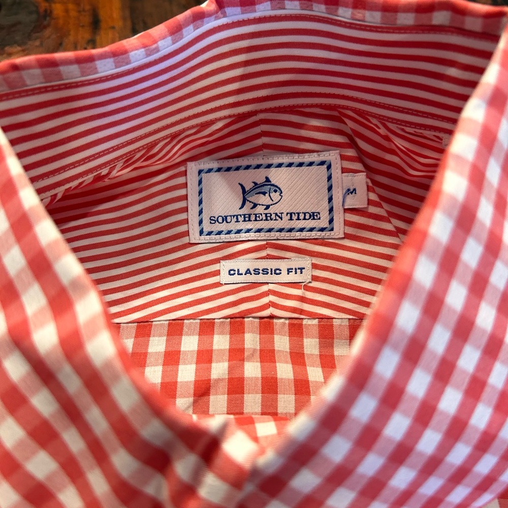 Almost New Southern Tide Button Down - image 2